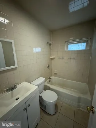 $1,700 | 411 South Jackson Street, Wilmington, DE 19805