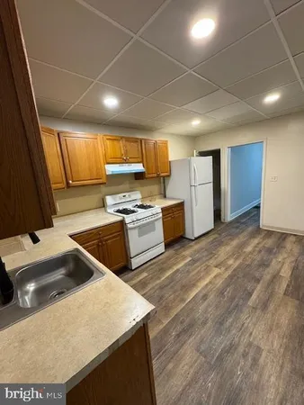 $1,700 | 411 South Jackson Street, Wilmington, DE 19805