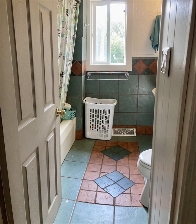 6 Kimball Hill Road Holland, MA 01521 - Photo 6 of 19 a bathroom with a toilet a sink and a mirror