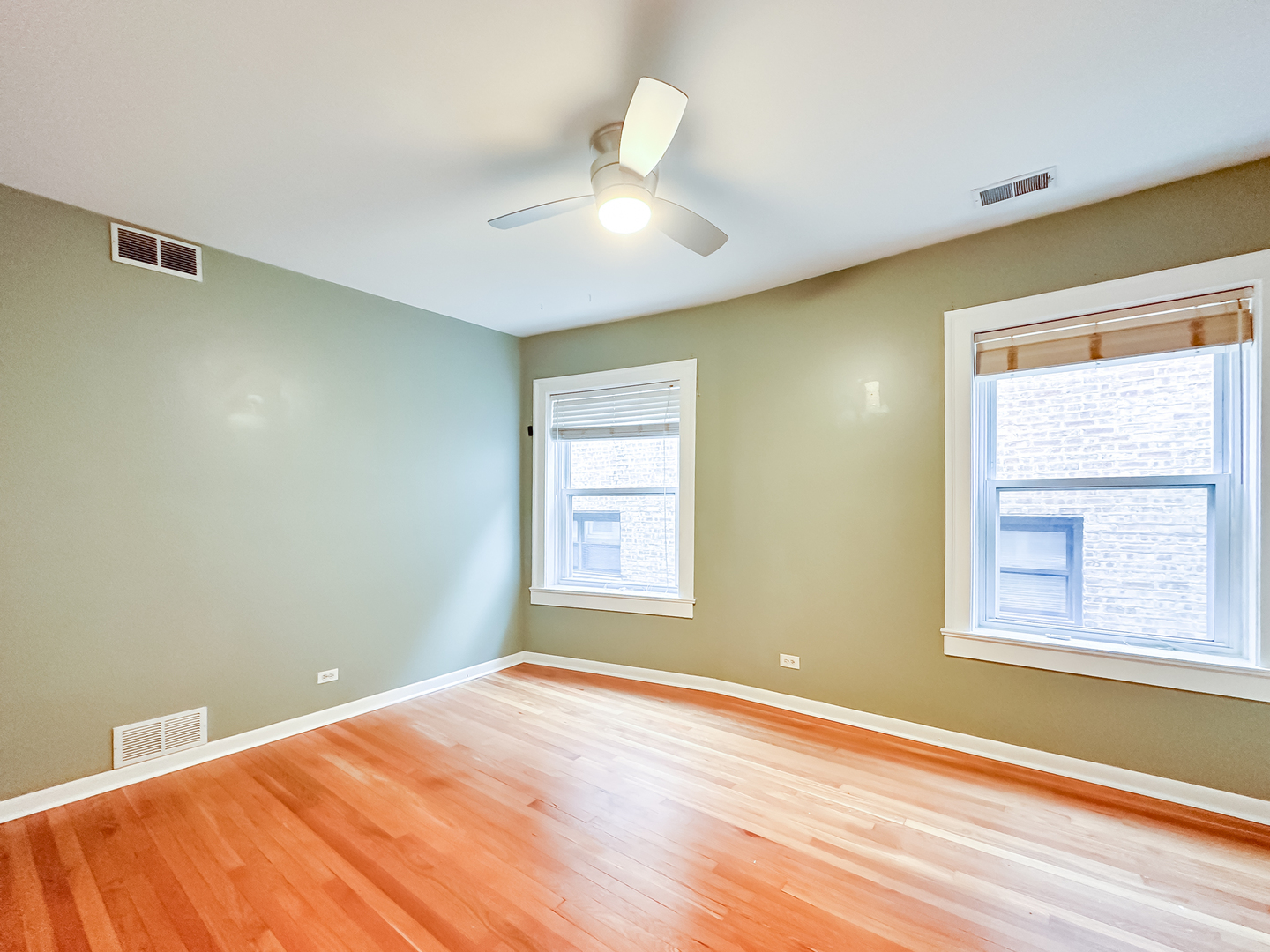 505 Sheridan Road, Unit 2E Evanston, IL 60202 - Photo 20 of 28 Gallery Image 20