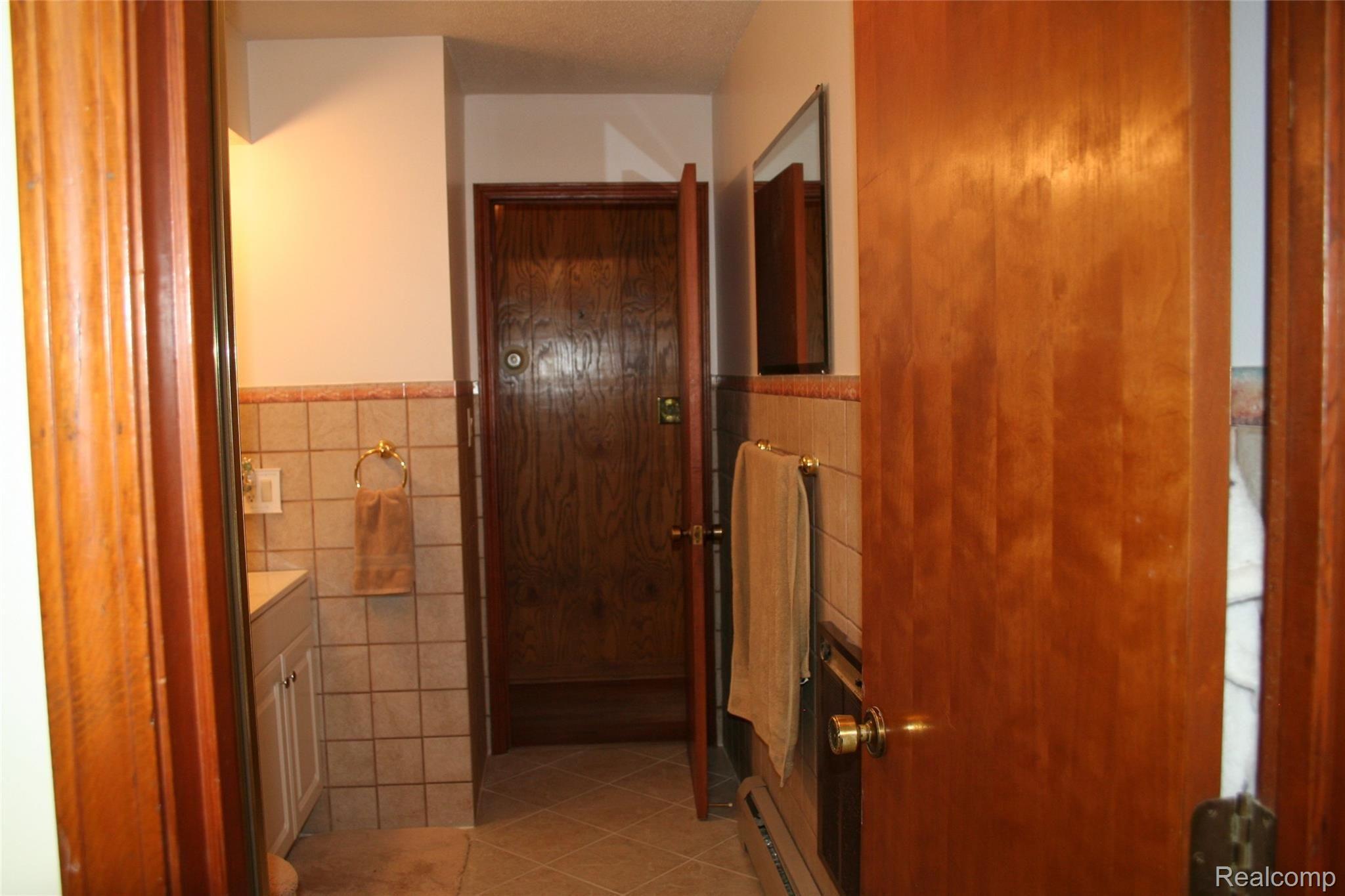 1950 Buhl Road Newport, MI 48166 - Photo 32 of 58 IMG_3357.JPG