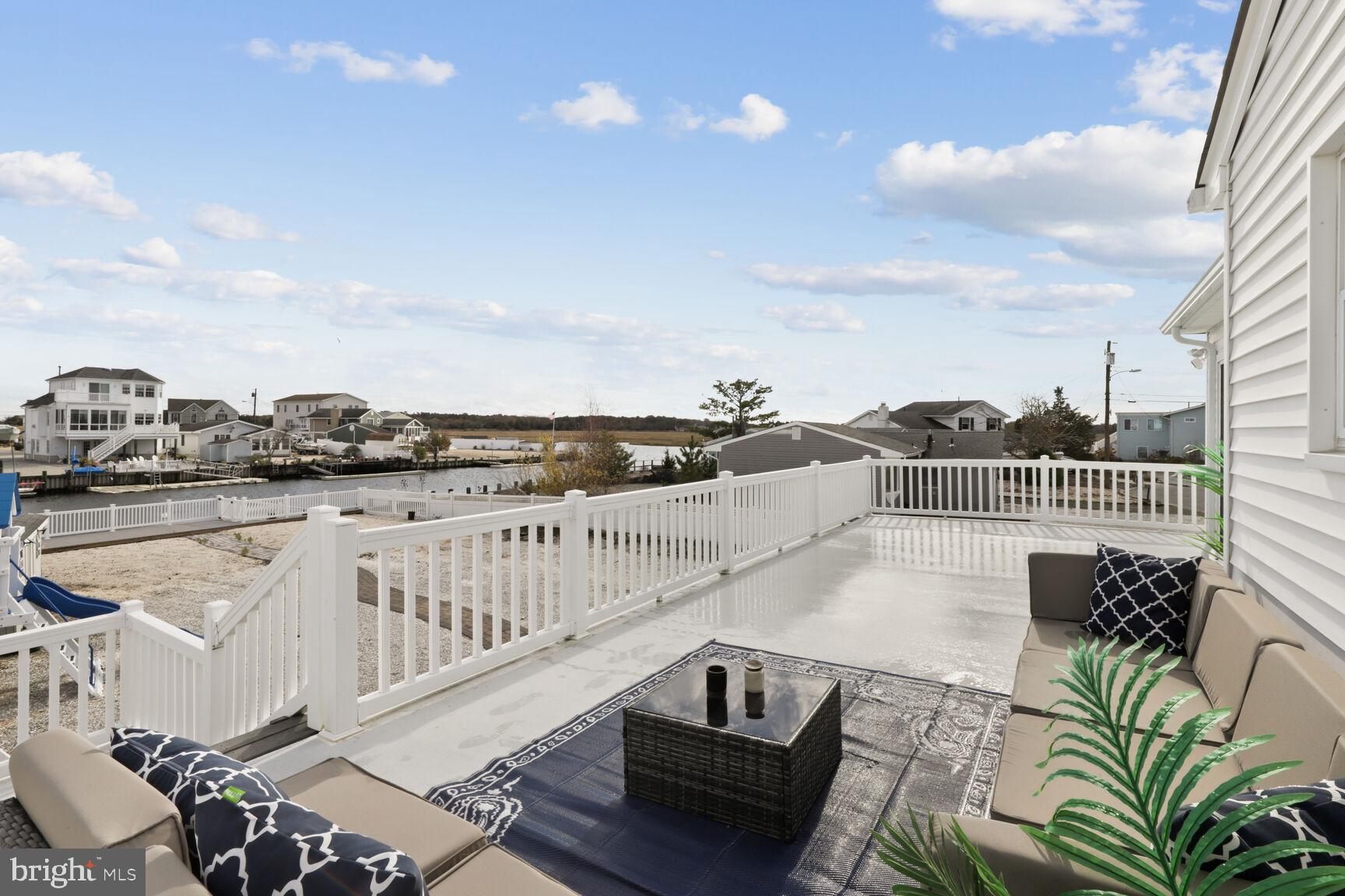29 Walkill Road Tuckerton, NJ 08087 - Photo 28 of 35 a view of balcony with furniture