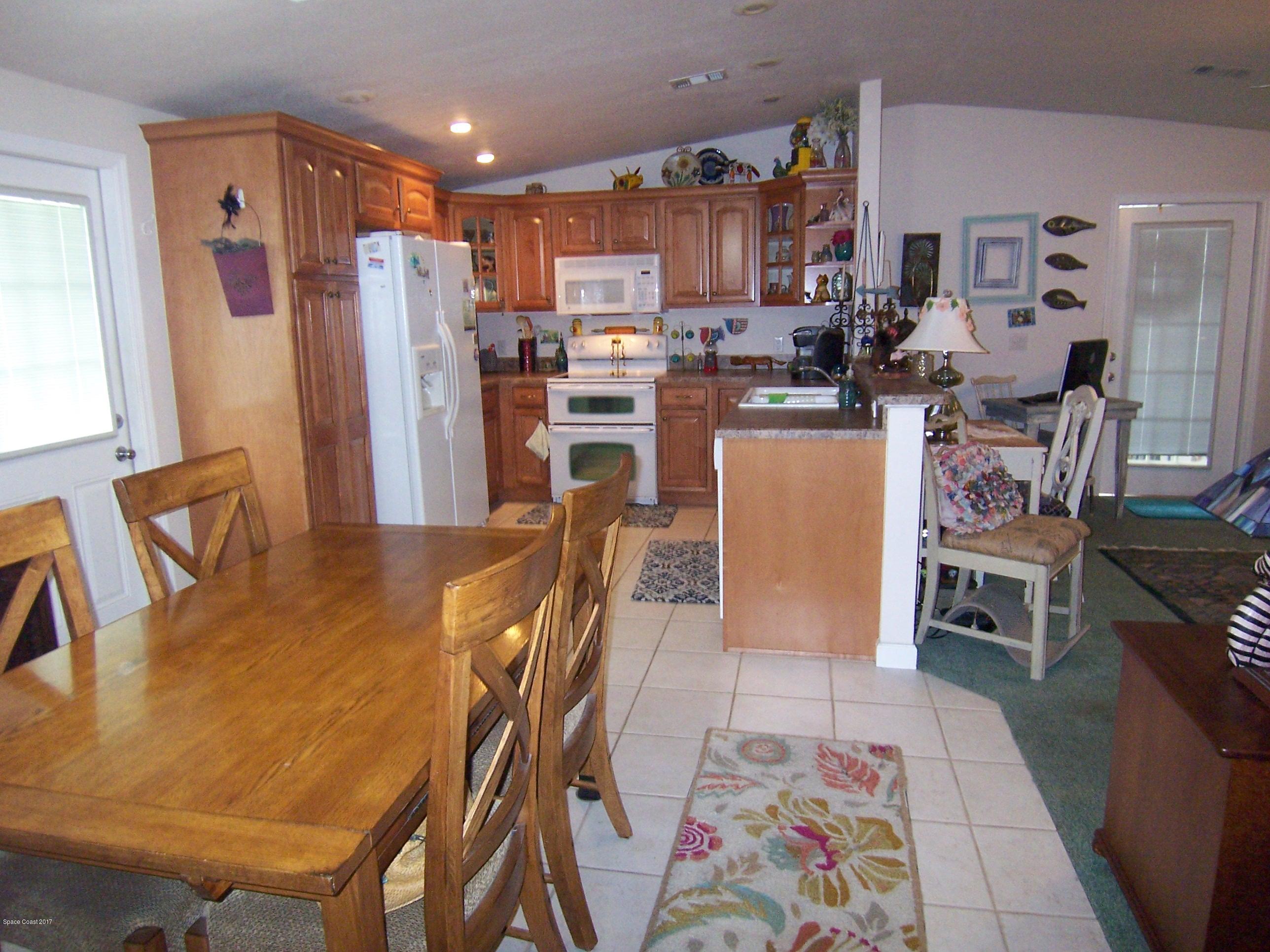 1612 Ridge Drive Cocoa, FL 32926 - Photo 5 of 18 a100_9518