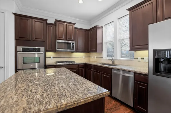 $2,795 | 4116 Bonner View Lane, Houston, TX 77007