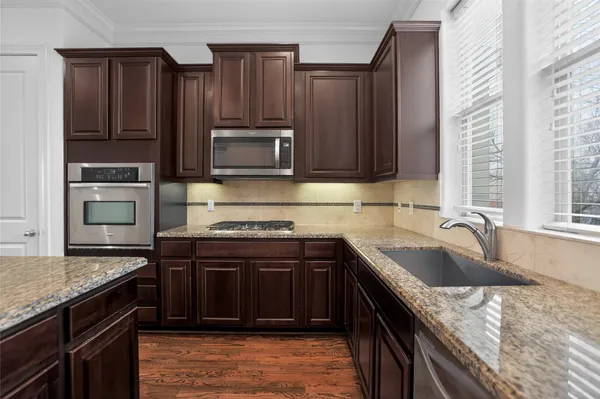 $2,795 | 4116 Bonner View Lane, Houston, TX 77007