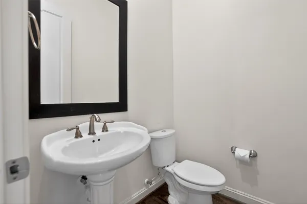 $2,795 | 4116 Bonner View Lane, Houston, TX 77007