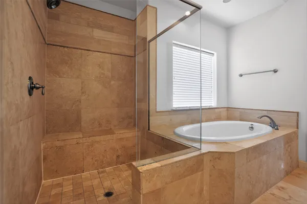 $2,795 | 4116 Bonner View Lane, Houston, TX 77007