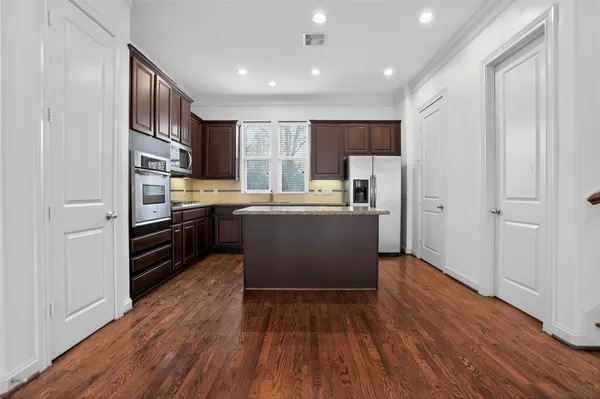 $2,795 | 4116 Bonner View Lane, Houston, TX 77007