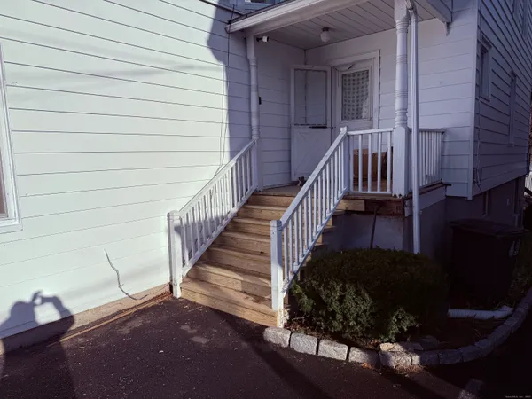 $4,200 | 253 Hope Street, Stamford, CT 06906