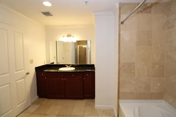 $520,000 | 121 North Monroe Street, Unit 1201, Tallahassee, FL 32301