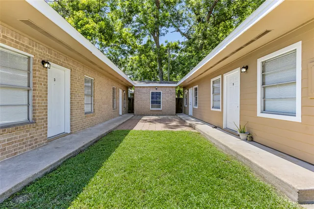 $585,000 | 1001 Lobitt Street, Alvin, TX 77511