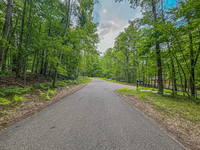 $5,000 | 9384 East Circle Drive, Stanwood, MI 49346