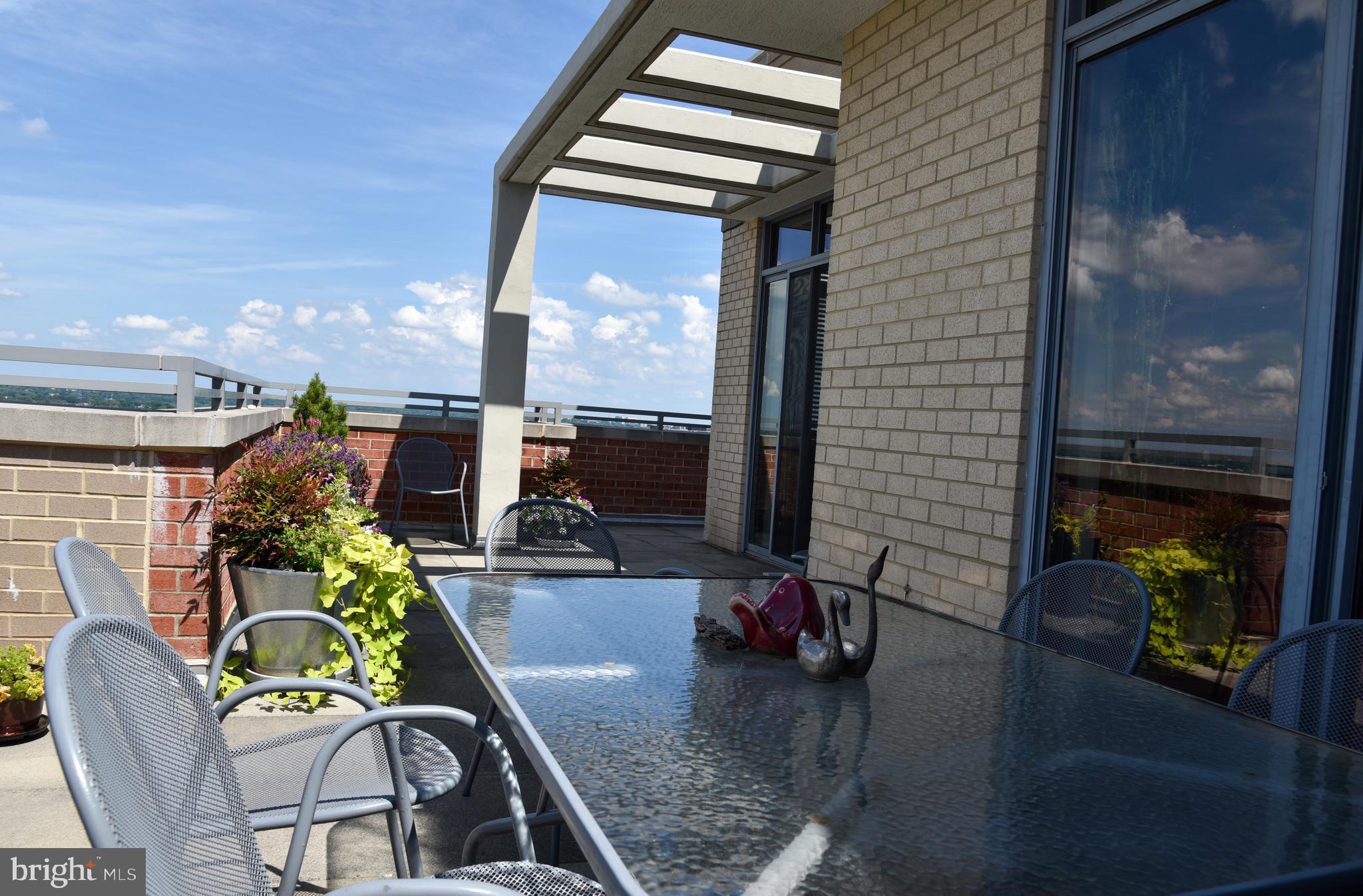 11710 Old Georgetown Road, Unit 1608 North Bethesda, MD 20852 - Photo 13 of 29