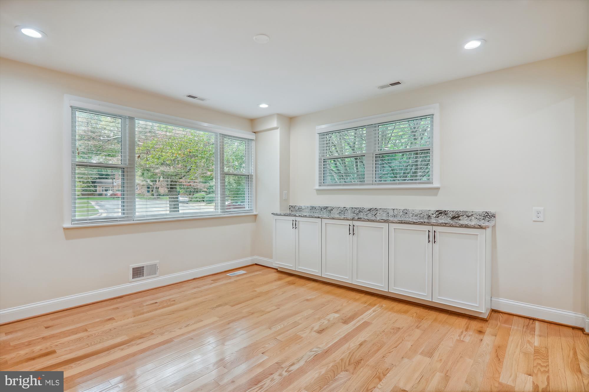 9105 Levelle Drive Chevy Chase, MD 20815 - Photo 11 of 56 Dining Room with built-ins