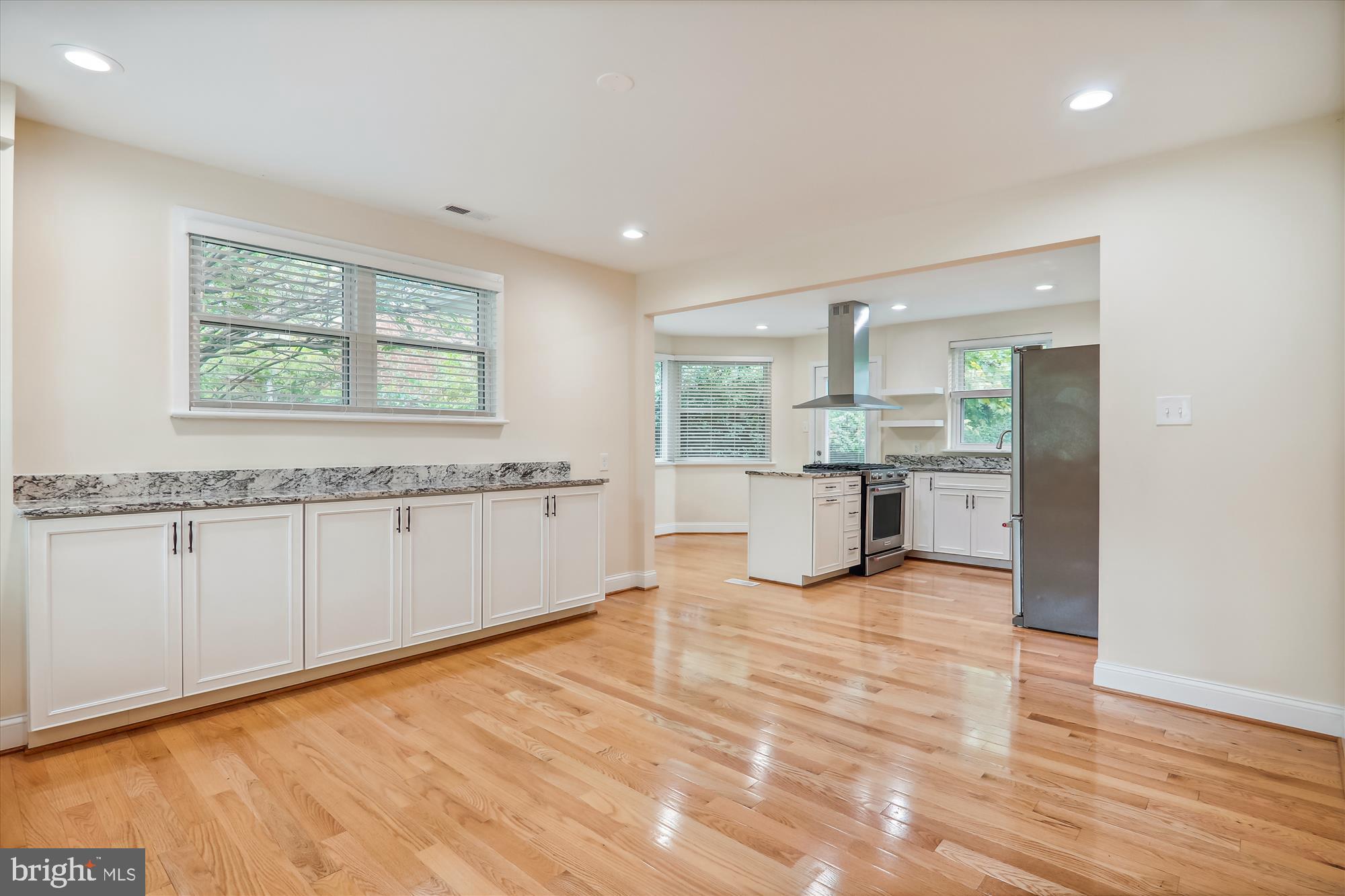 9105 Levelle Drive Chevy Chase, MD 20815 - Photo 14 of 56 Dining Room