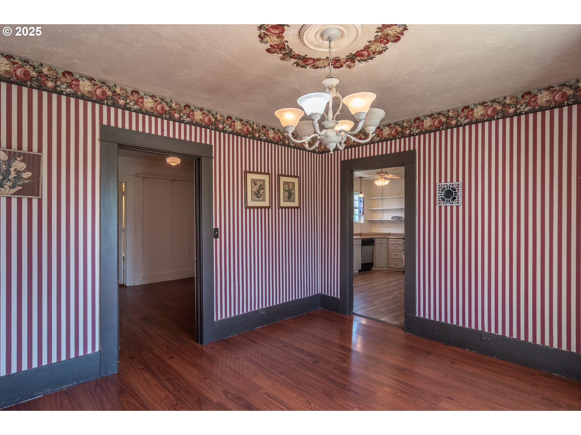 174 South Comstock Road Sutherlin, OR 97479 - Photo 12 of 48 Gallery Image 12