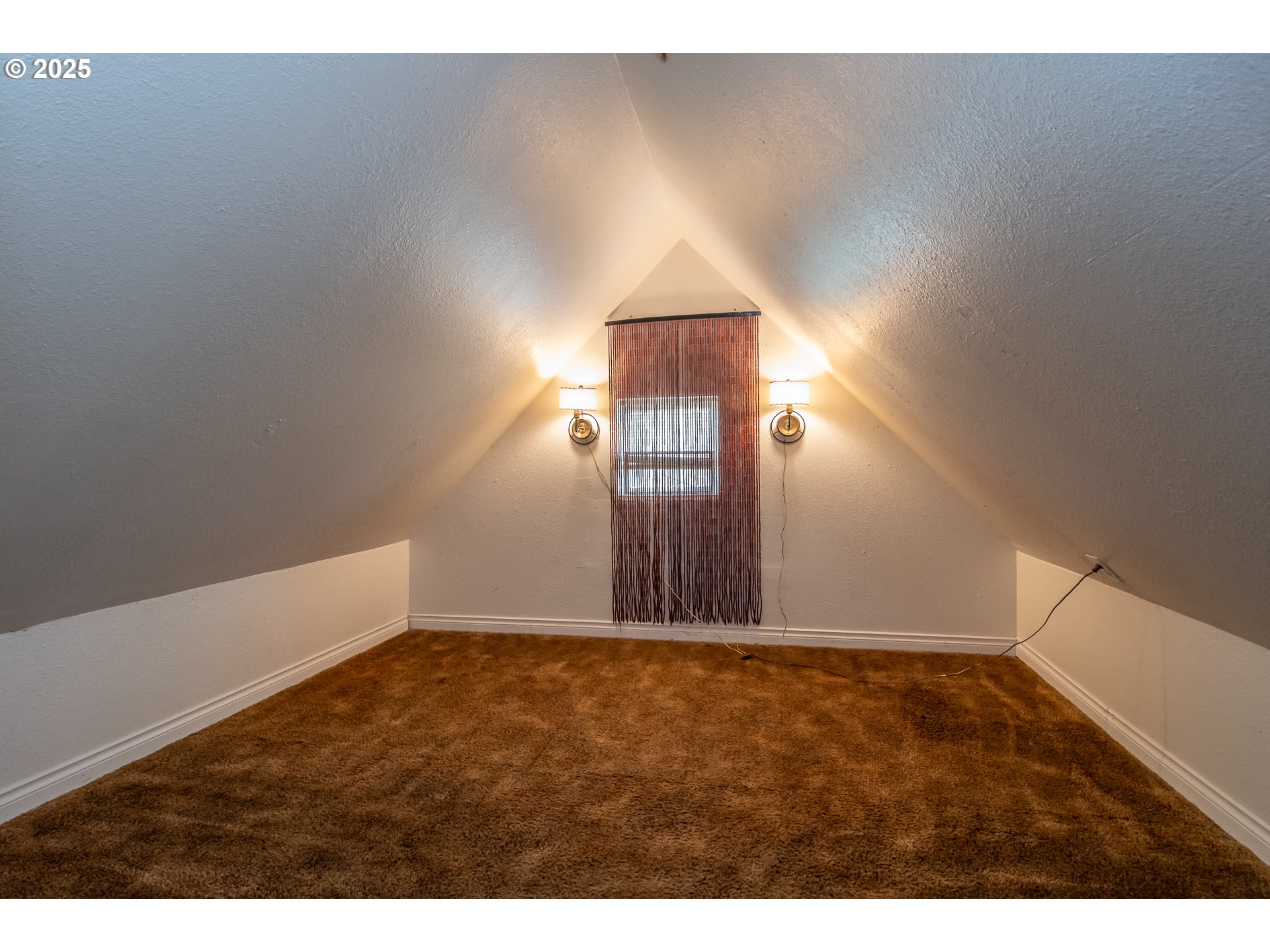 174 South Comstock Road Sutherlin, OR 97479 - Photo 27 of 48 Gallery Image 27