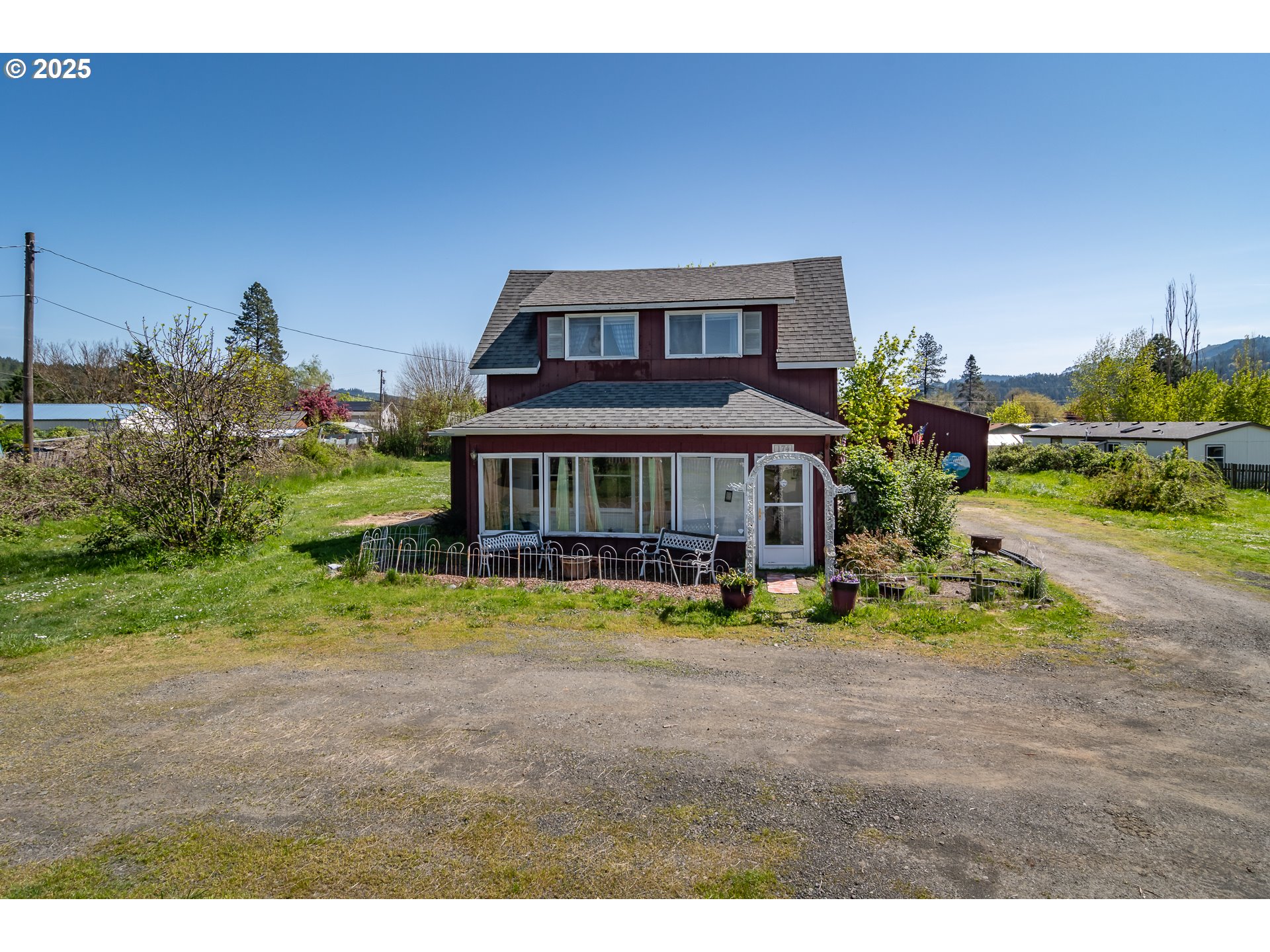 174 South Comstock Road Sutherlin, OR 97479 - Photo 44 of 48 Gallery Image 44