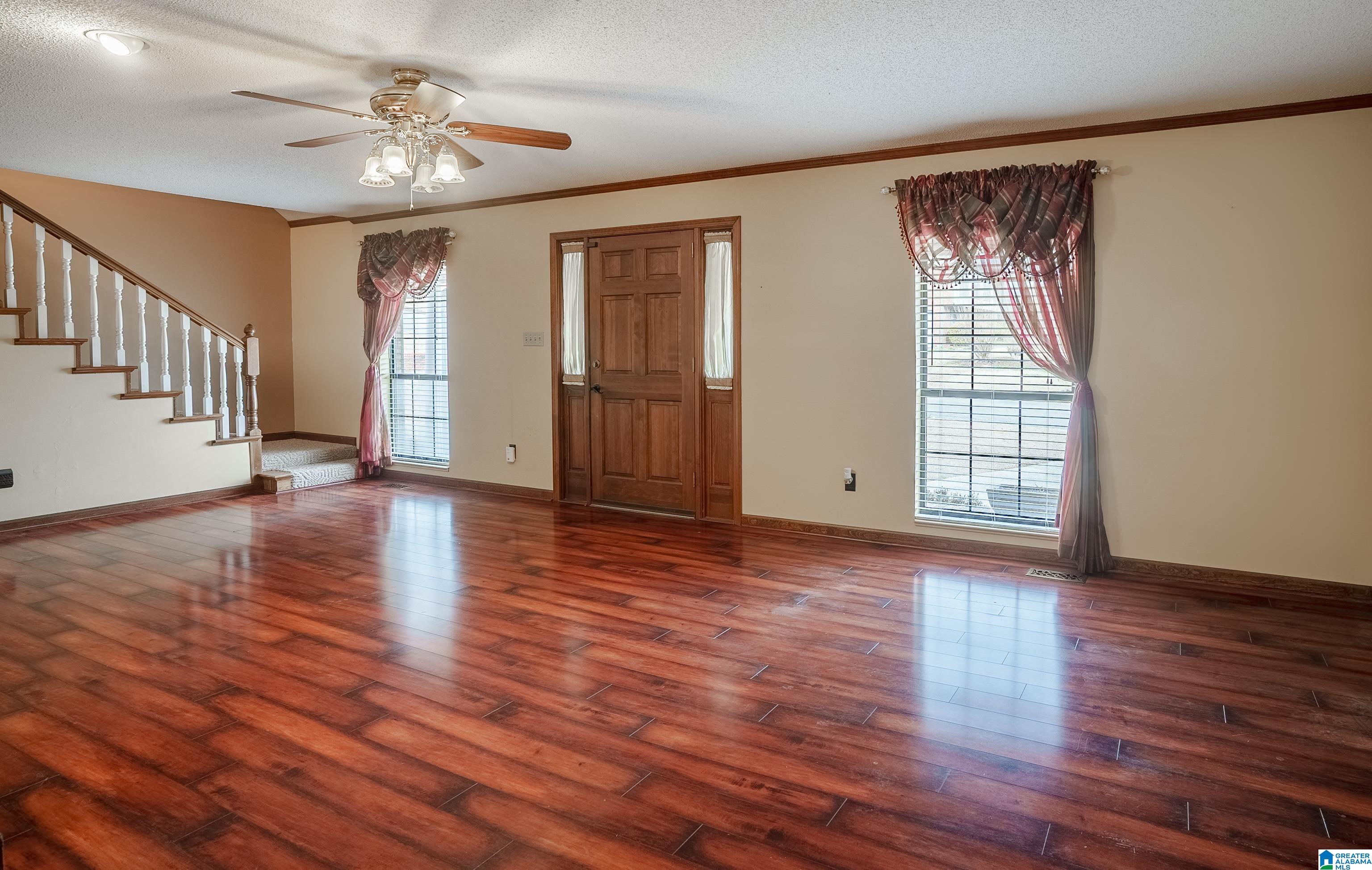 425 10th Way Pleasant Grove, AL 35127 - Photo 6 of 63