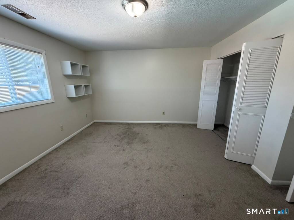 75 Leslie Road, Unit D Bridgeport, CT 06606 - Photo 15 of 24