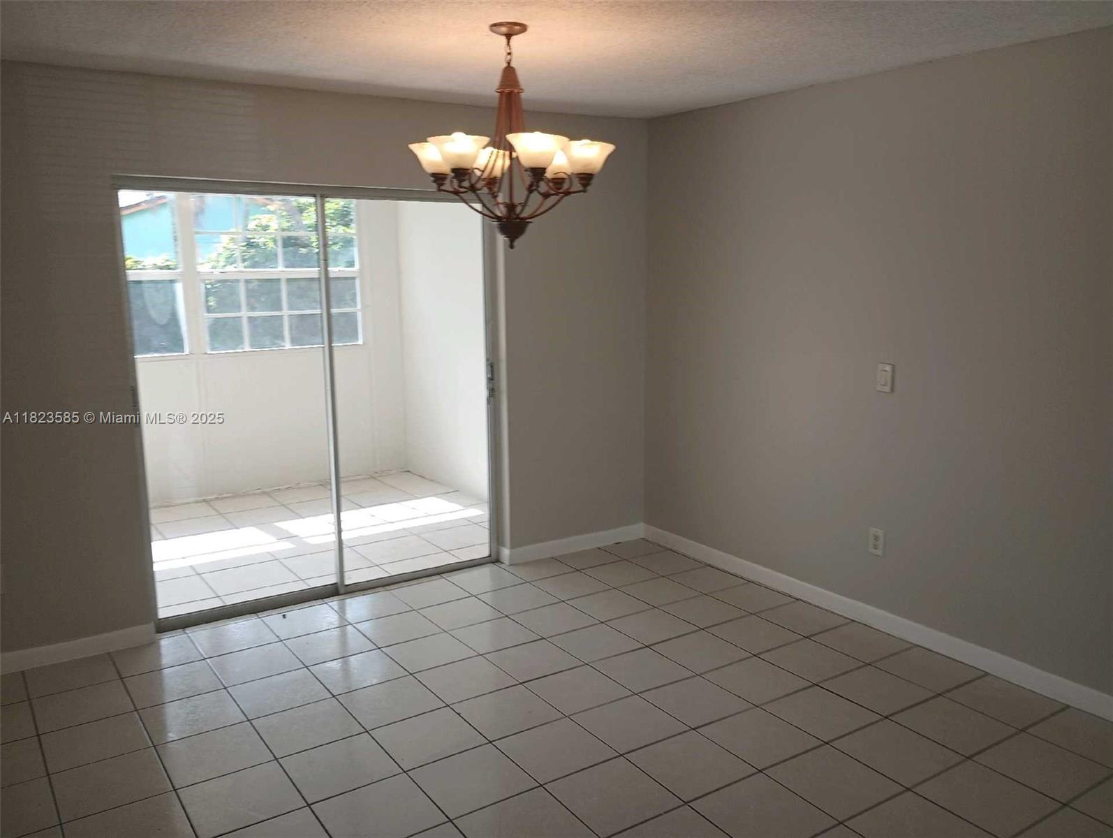 22226 Southwest 62nd Avenue Boca Raton, FL 33428 - Photo 4 of 32