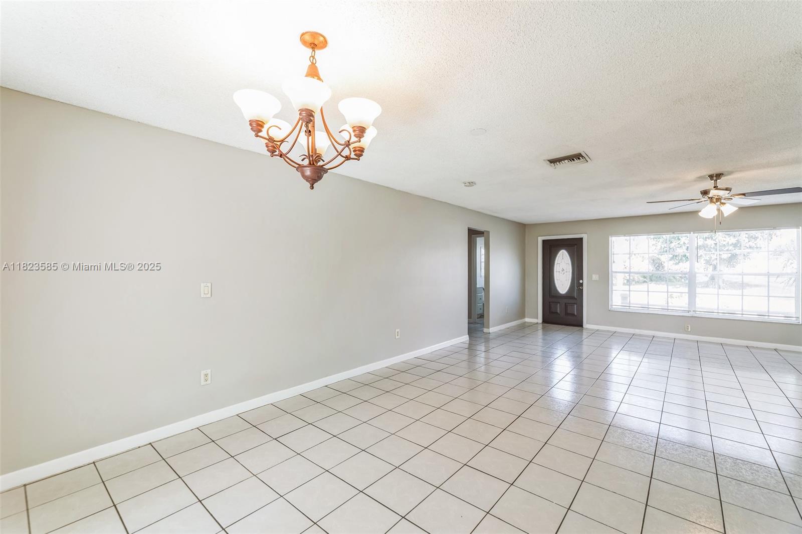22226 Southwest 62nd Avenue Boca Raton, FL 33428 - Photo 8 of 32