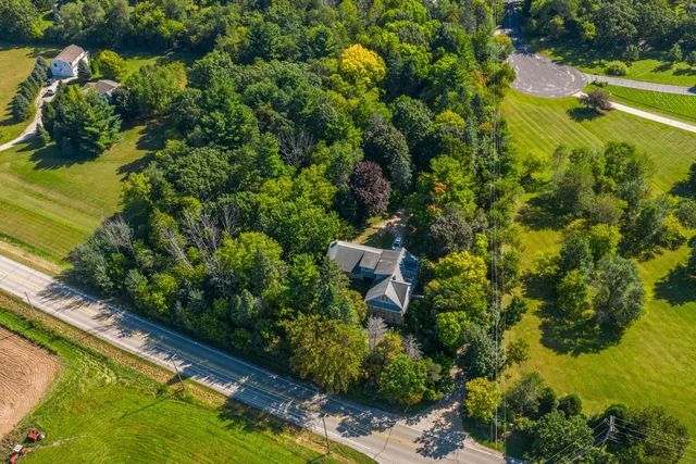 $359,900 | W330-s7098 County Road East, Mukwonago, WI 53149