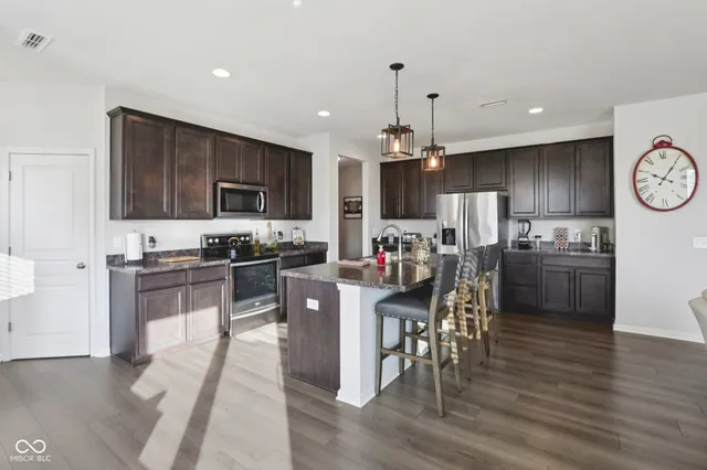 $475,000 | 15437 Eastpark Circle West, Fishers, IN 46037