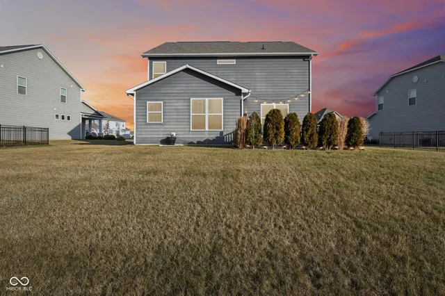 $475,000 | 15437 Eastpark Circle West, Fishers, IN 46037