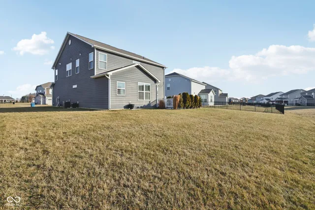 $475,000 | 15437 Eastpark Circle West, Fishers, IN 46037