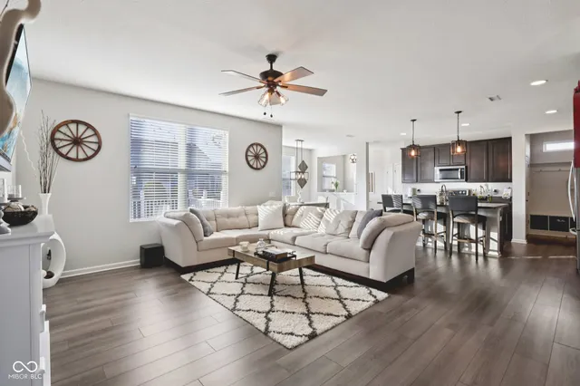 $475,000 | 15437 Eastpark Circle West, Fishers, IN 46037