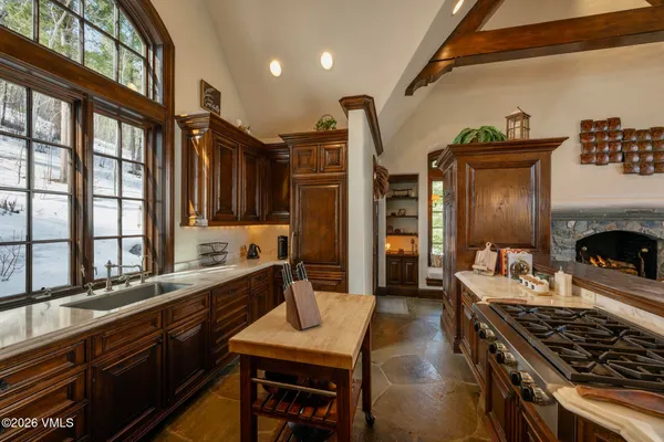 $24,000,000 | 677 Pilgrim Drive, Edwards, CO 81632