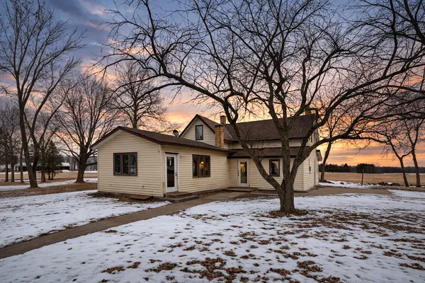 $250,000 | 8785 165th Street, Little Falls, MN 56345