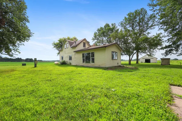 $250,000 | 8785 165th Street, Little Falls, MN 56345