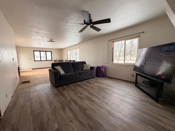 $250,000 | 8785 165th Street, Little Falls, MN 56345