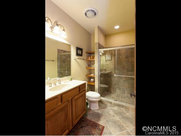 151 Spring Rock Road, Unit D4 Burnsville, NC 28714 - Photo 12 of 21 Gallery Image 12