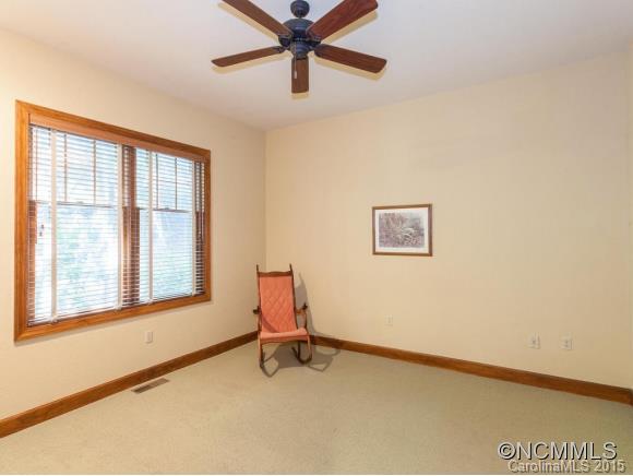 151 Spring Rock Road, Unit D4 Burnsville, NC 28714 - Photo 13 of 21 Gallery Image 13