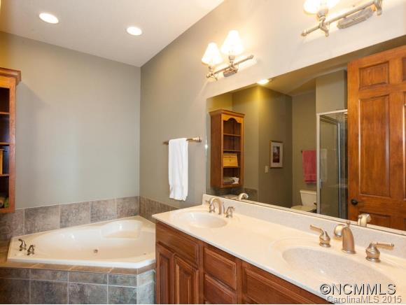 151 Spring Rock Road, Unit D4 Burnsville, NC 28714 - Photo 15 of 21 Gallery Image 15
