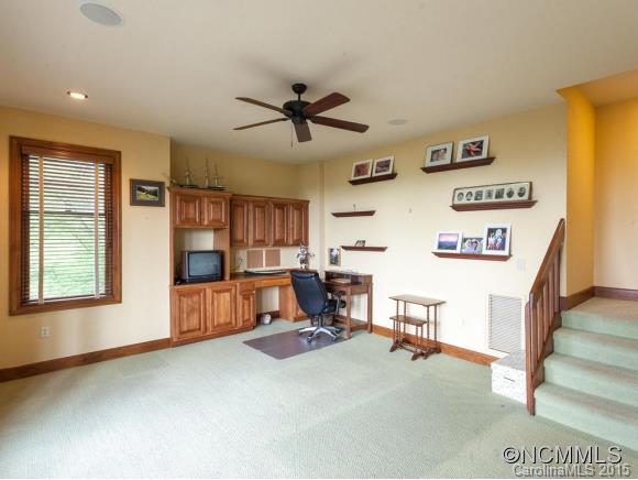 151 Spring Rock Road, Unit D4 Burnsville, NC 28714 - Photo 16 of 21 Gallery Image 16
