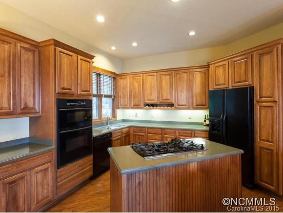 151 Spring Rock Road, Unit D4 Burnsville, NC 28714 - Photo 3 of 21 Gallery Image 3