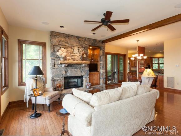 151 Spring Rock Road, Unit D4 Burnsville, NC 28714 - Photo 7 of 21 Gallery Image 7