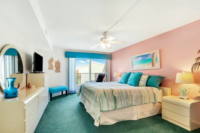 $4,900 | 2051 Northeast Ocean Boulevard, Unit 22, Stuart, FL 34996