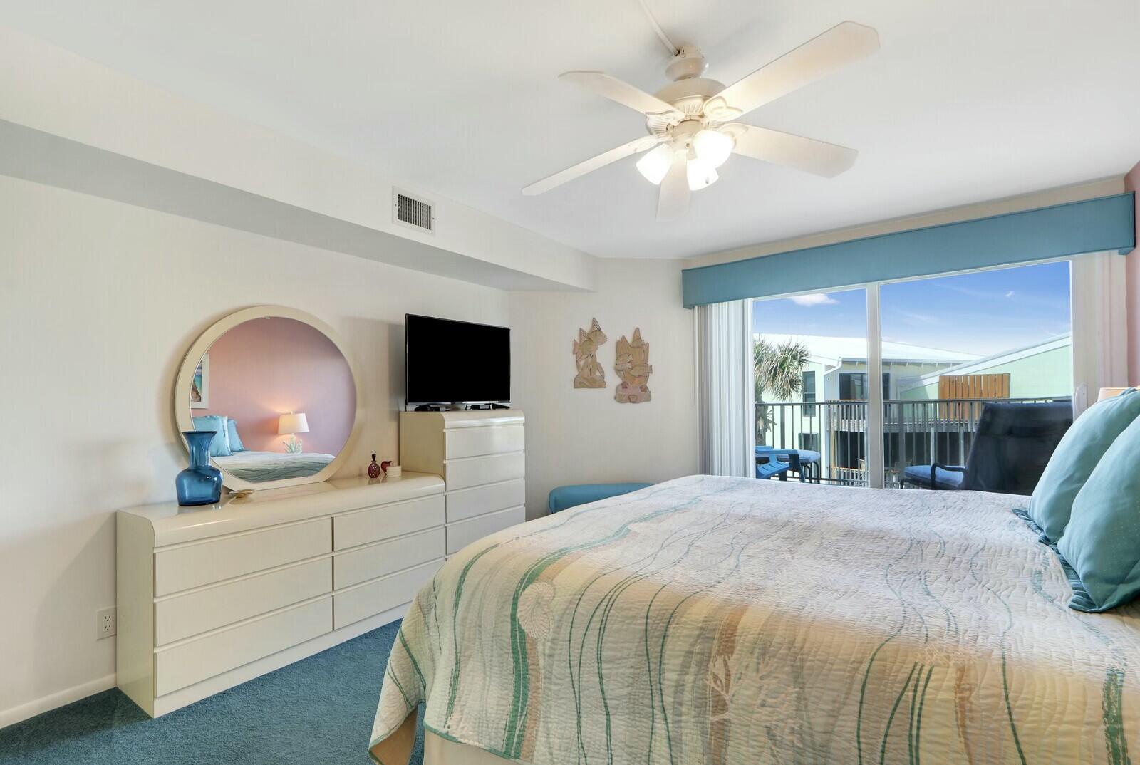 2051 Northeast Ocean Boulevard, Unit 22 Stuart, FL 34996 - Photo 19 of 31 tempImagek4bP0B