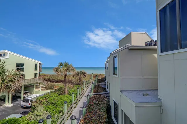 $4,900 | 2051 Northeast Ocean Boulevard, Unit 22, Stuart, FL 34996