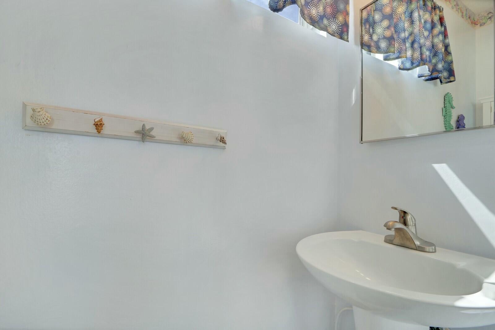 2051 Northeast Ocean Boulevard, Unit 22 Stuart, FL 34996 - Photo 28 of 31 tempImagekG8KE7