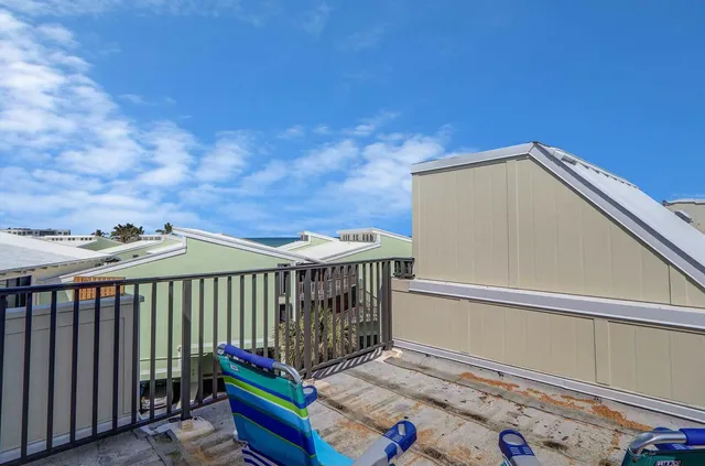 $4,900 | 2051 Northeast Ocean Boulevard, Unit 22, Stuart, FL 34996