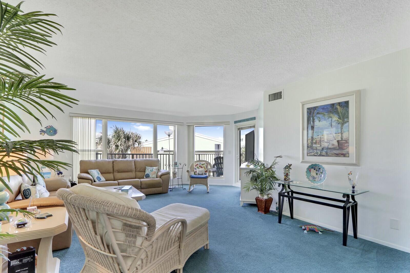 2051 Northeast Ocean Boulevard, Unit 22 Stuart, FL 34996 - Photo 7 of 31 tempImagedL3Fd4