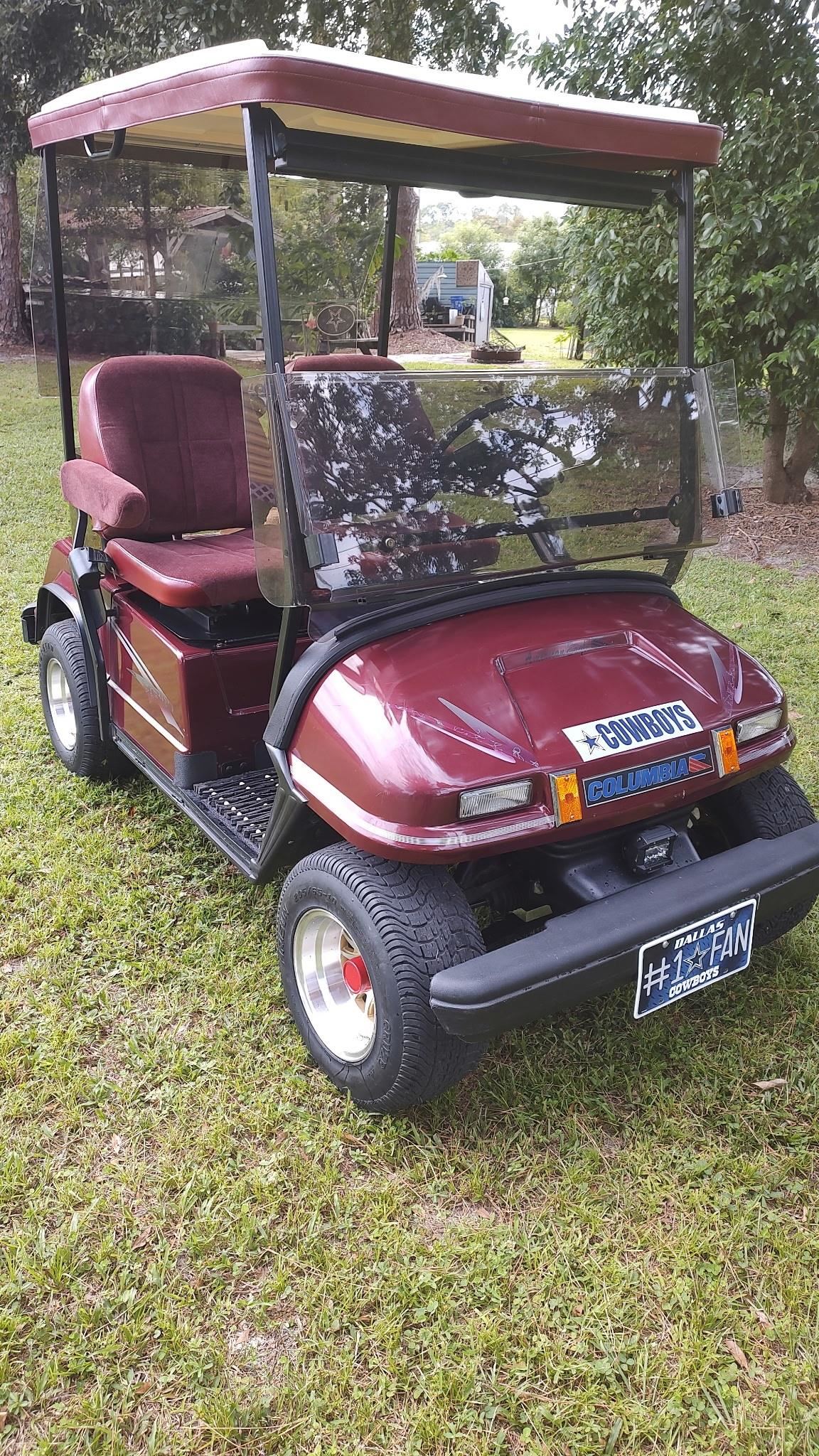 736 San Mateo Road Satsuma, FL 32189 - Photo 37 of 41 a view of a backyard with a tub and outdoor space