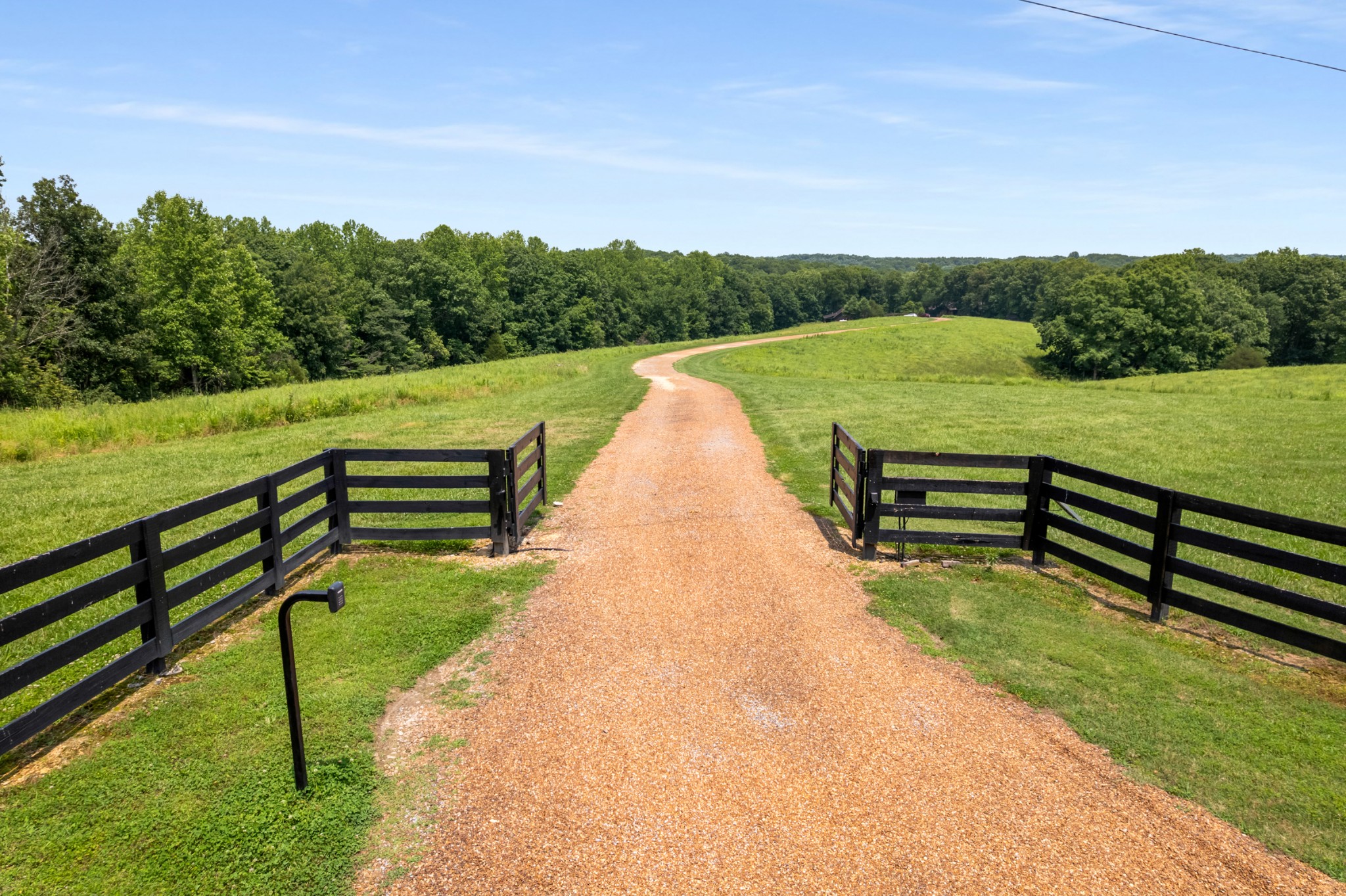 7909 Shoals Branch Road Primm Springs, TN 38476 - Photo 5 of 88