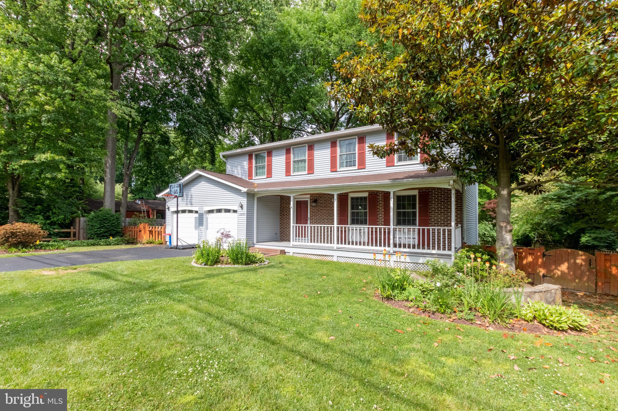 2839 Edgelea Road Vienna, VA 22181 - Photo 2 of 41